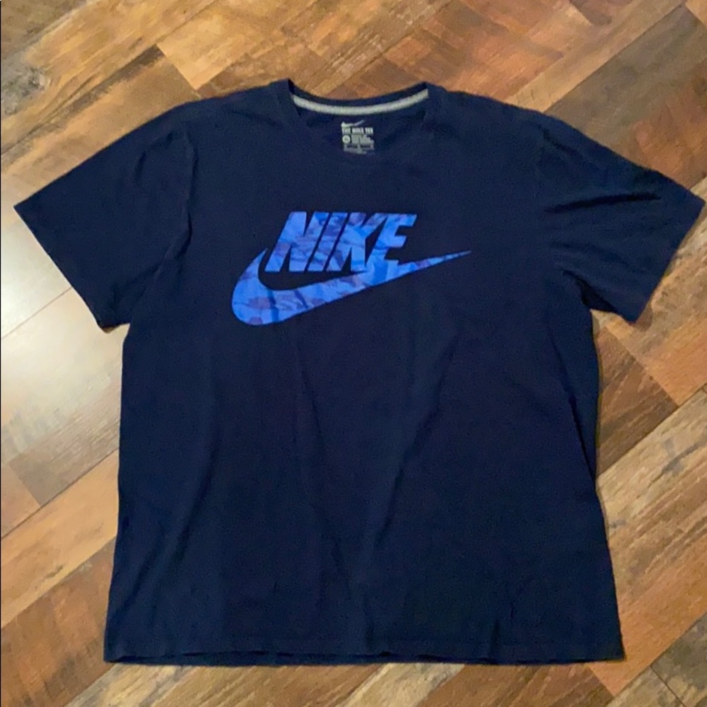 Nike Men’s T-shirt
